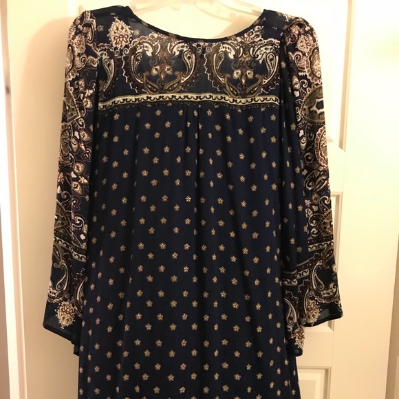 Patterned Dress - Picture 3 of 3